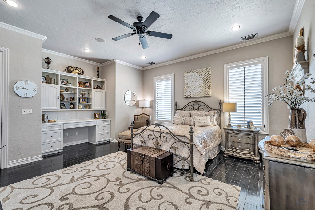 4113 Mockingbird Lane