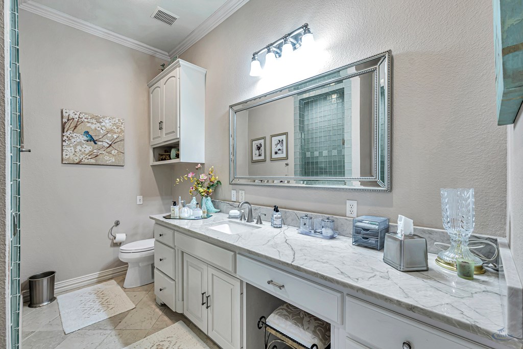 4113 Mockingbird Lane