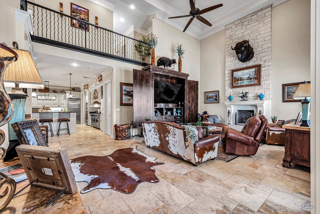 4113 Mockingbird Lane