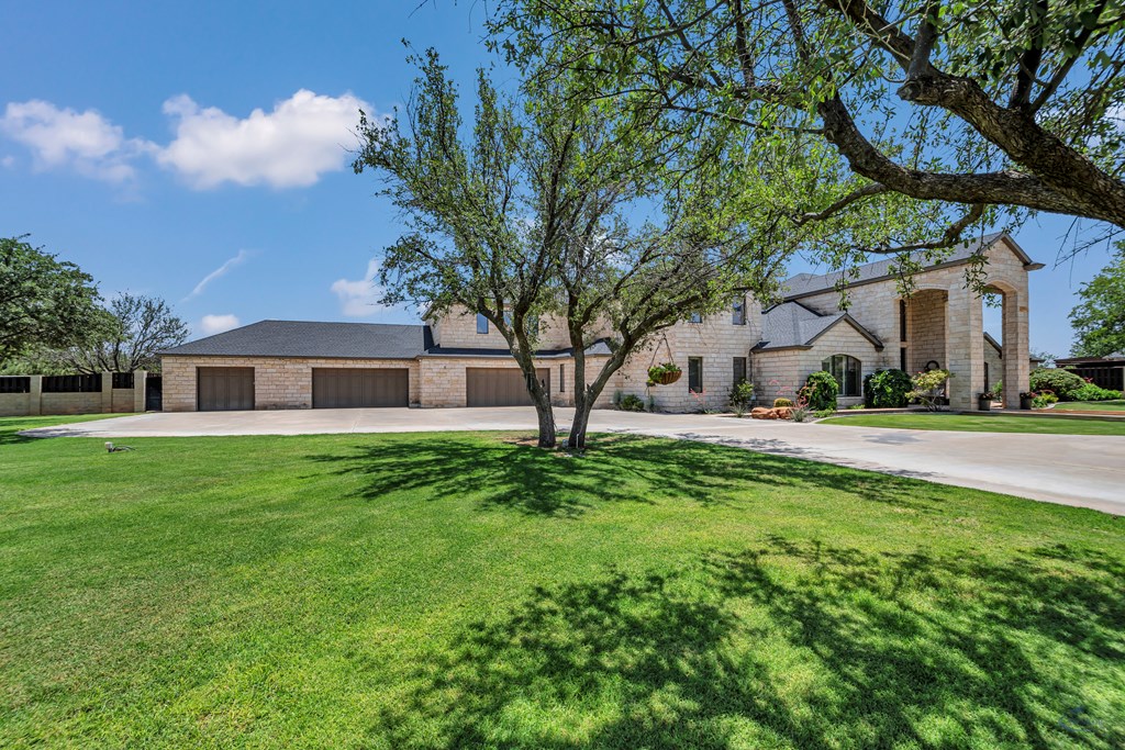 4113 Mockingbird Lane