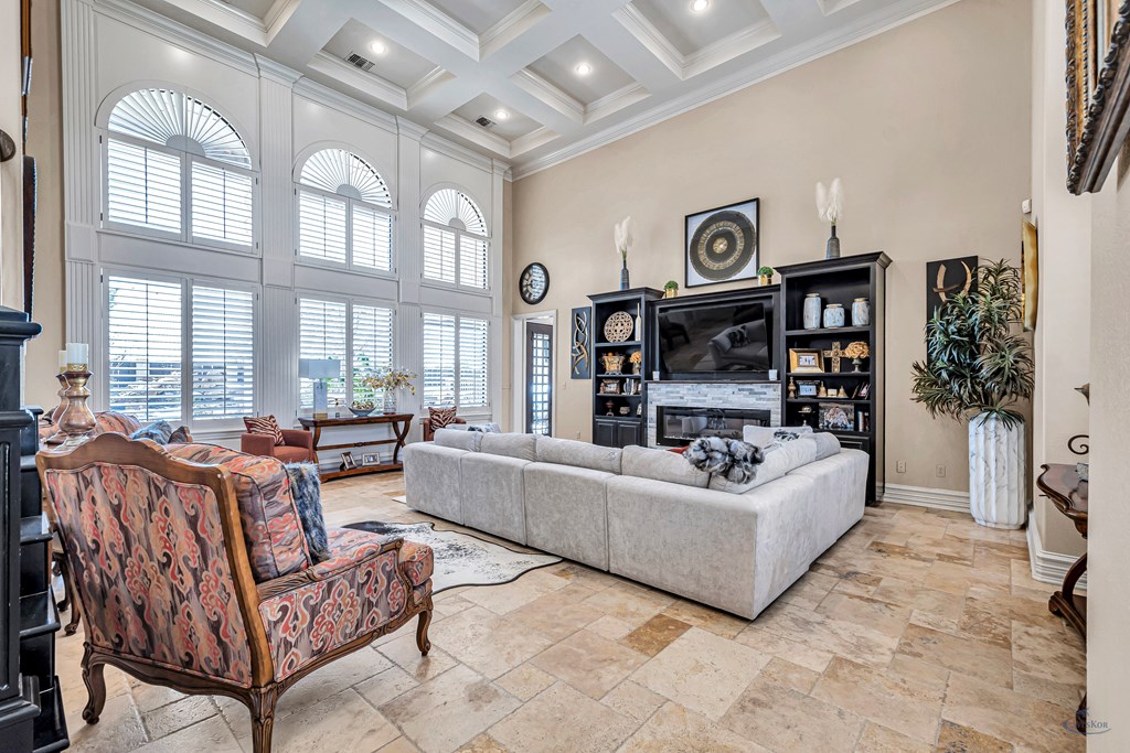 4113 Mockingbird Lane