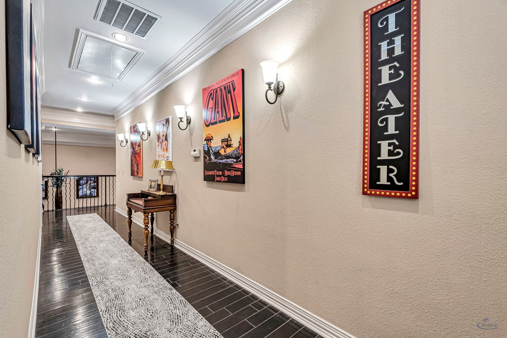 4113 Mockingbird Lane