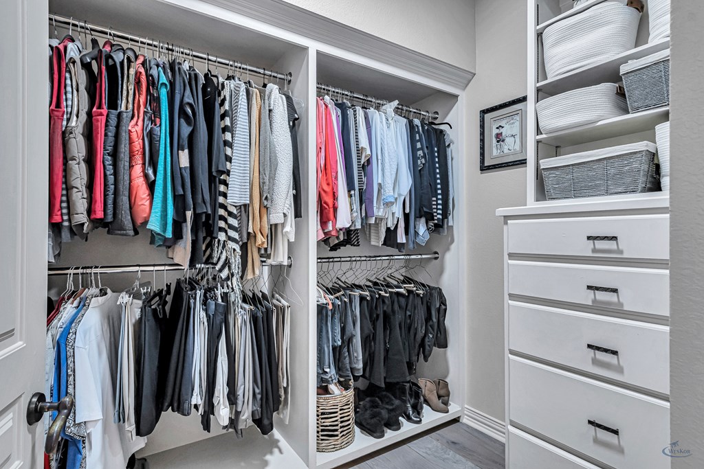 4113 Mockingbird Lane