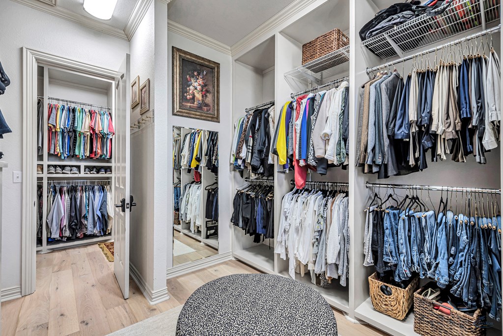 4113 Mockingbird Lane