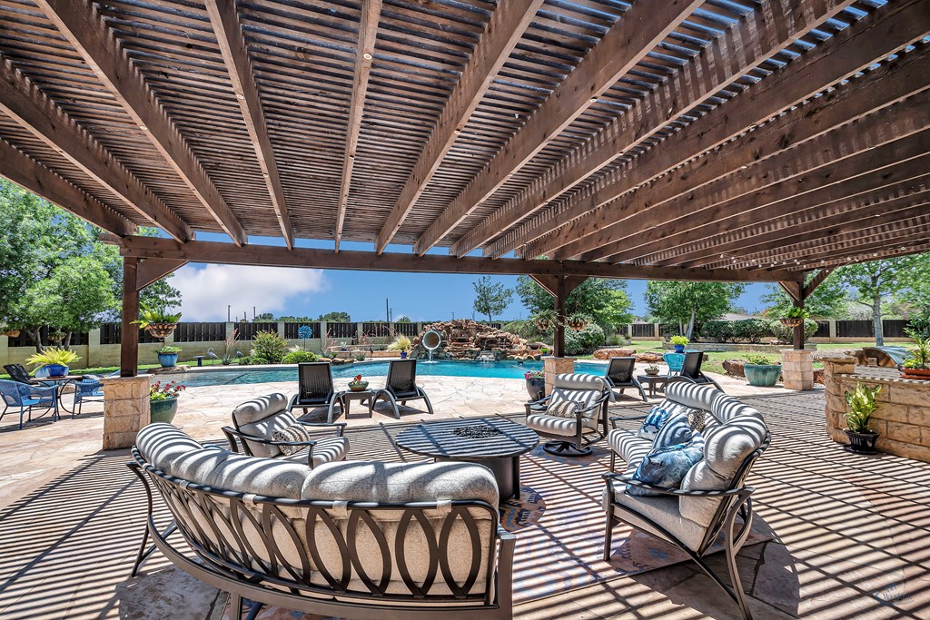 4113 Mockingbird Lane