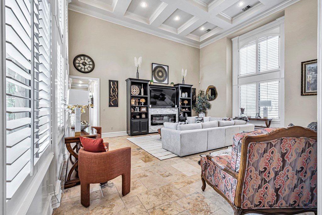 4113 Mockingbird Lane