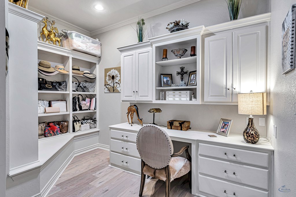 4113 Mockingbird Lane