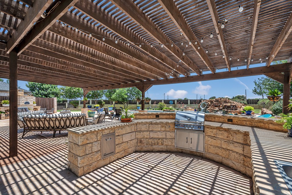 4113 Mockingbird Lane
