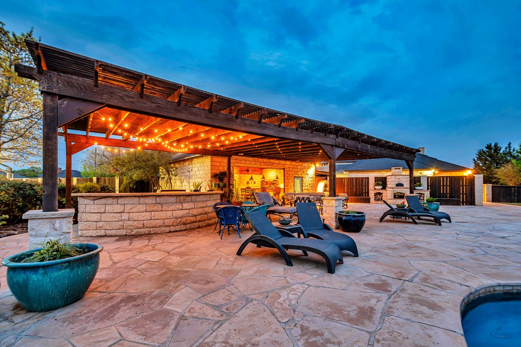 4113 Mockingbird Lane