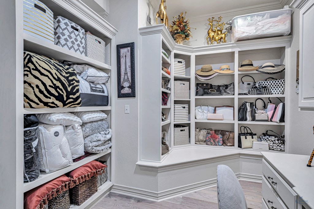 4113 Mockingbird Lane
