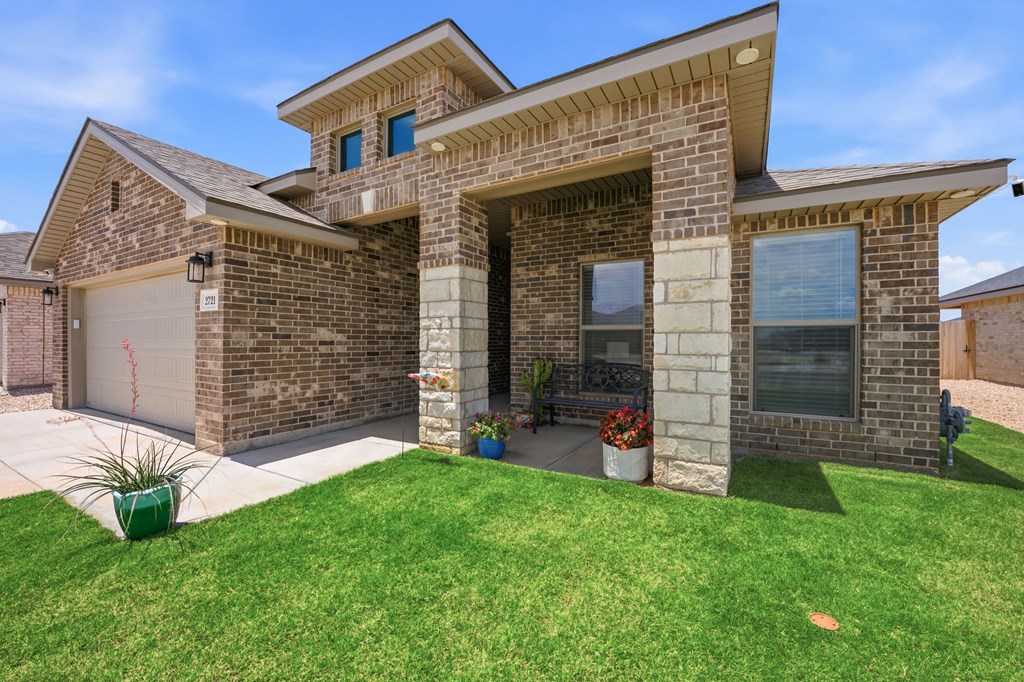 2721 Longfellow Rd