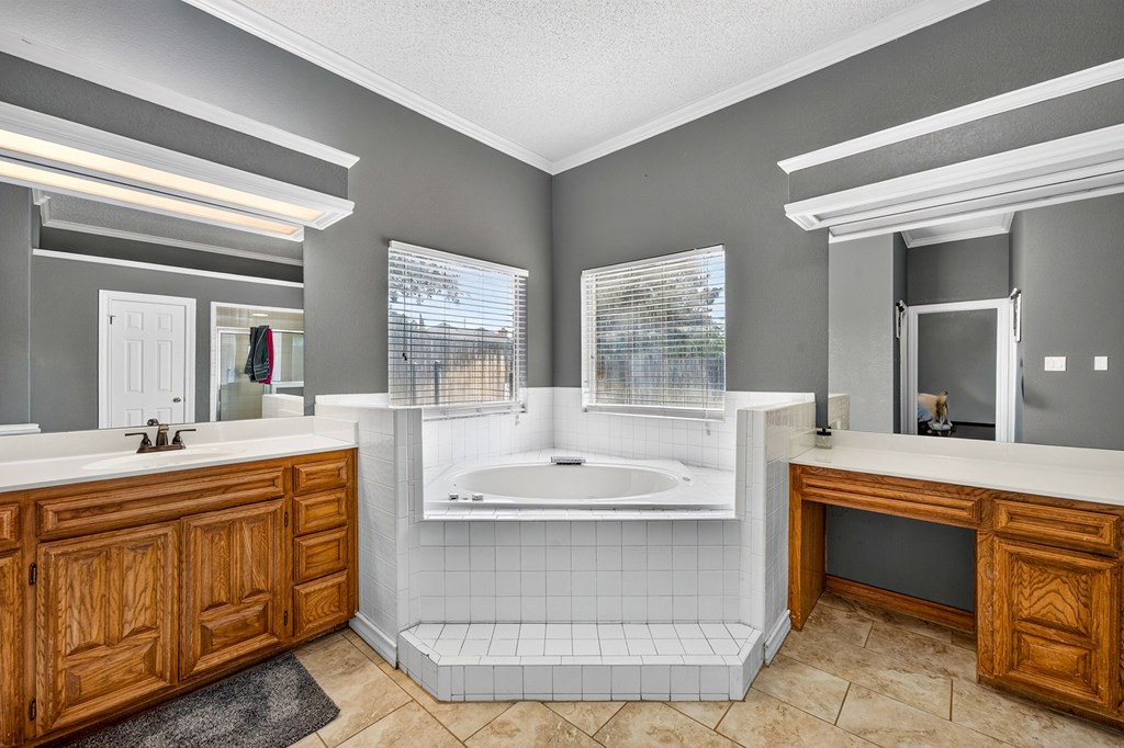 4125 Fox Hollow Court