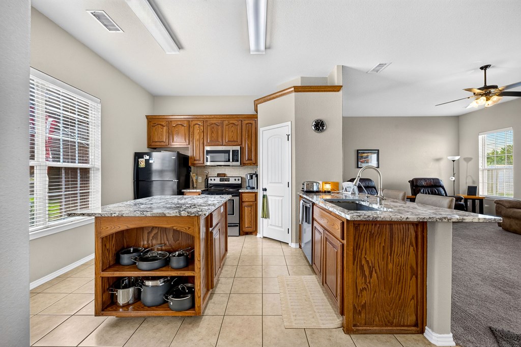 3103 S County Rd 1068