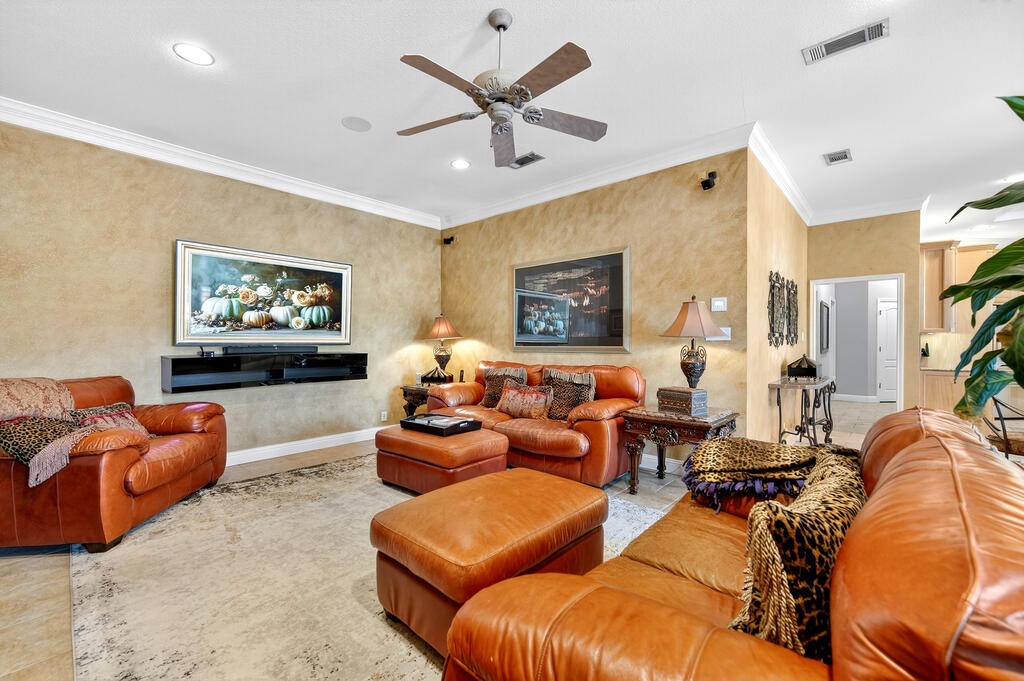 4609 Breezeway Court