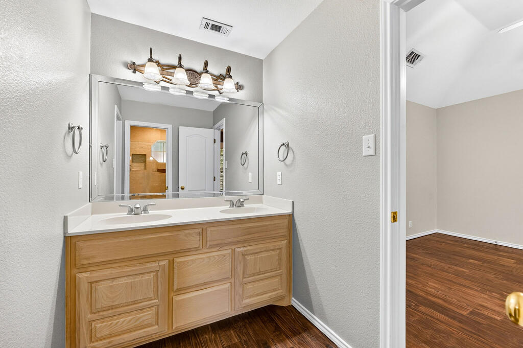 4609 Breezeway Court