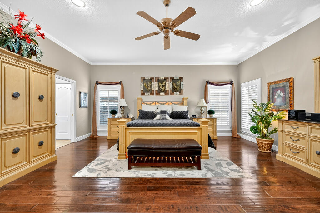 4609 Breezeway Court