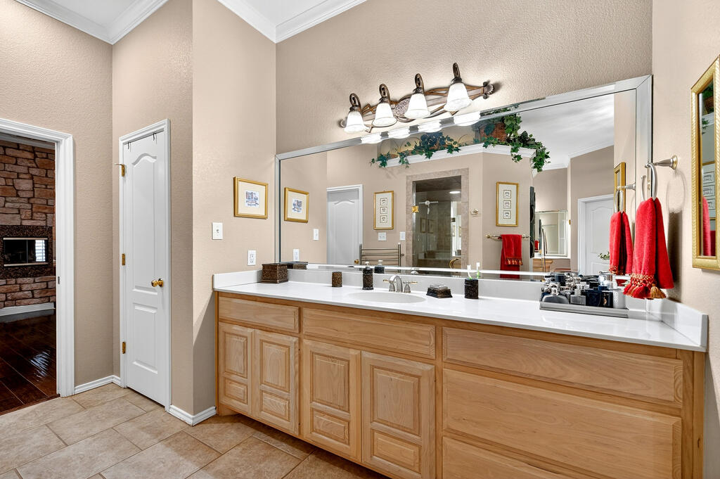 4609 Breezeway Court