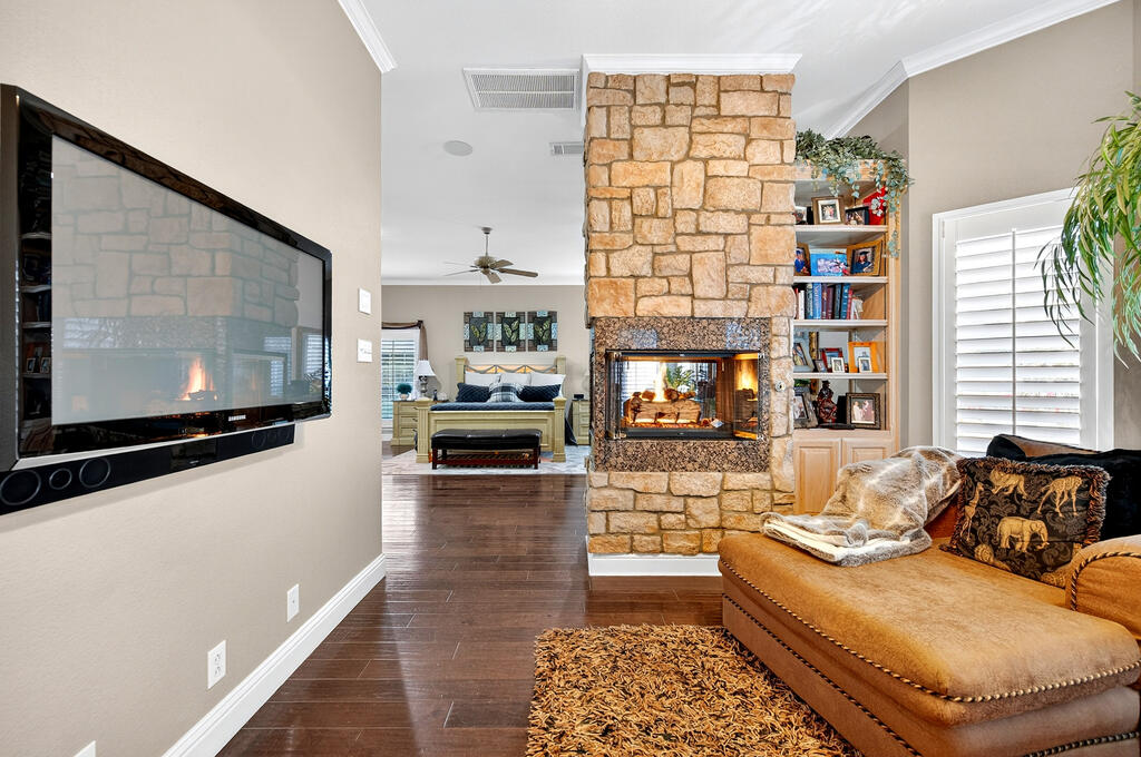 4609 Breezeway Court