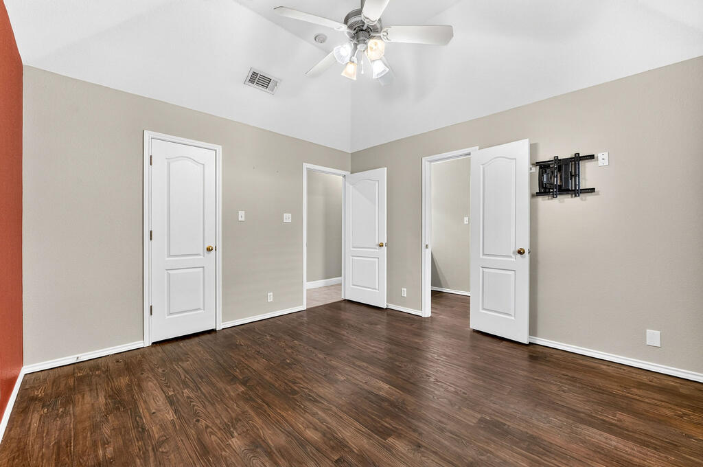 4609 Breezeway Court