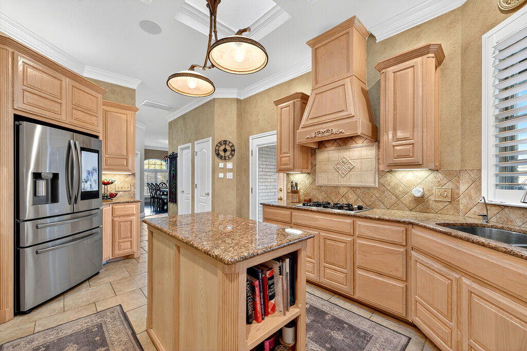 4609 Breezeway Court