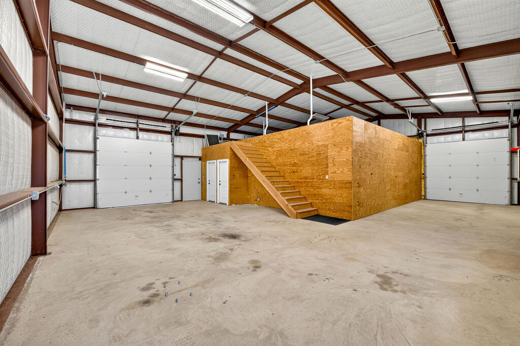 1401 S County Rd 1072