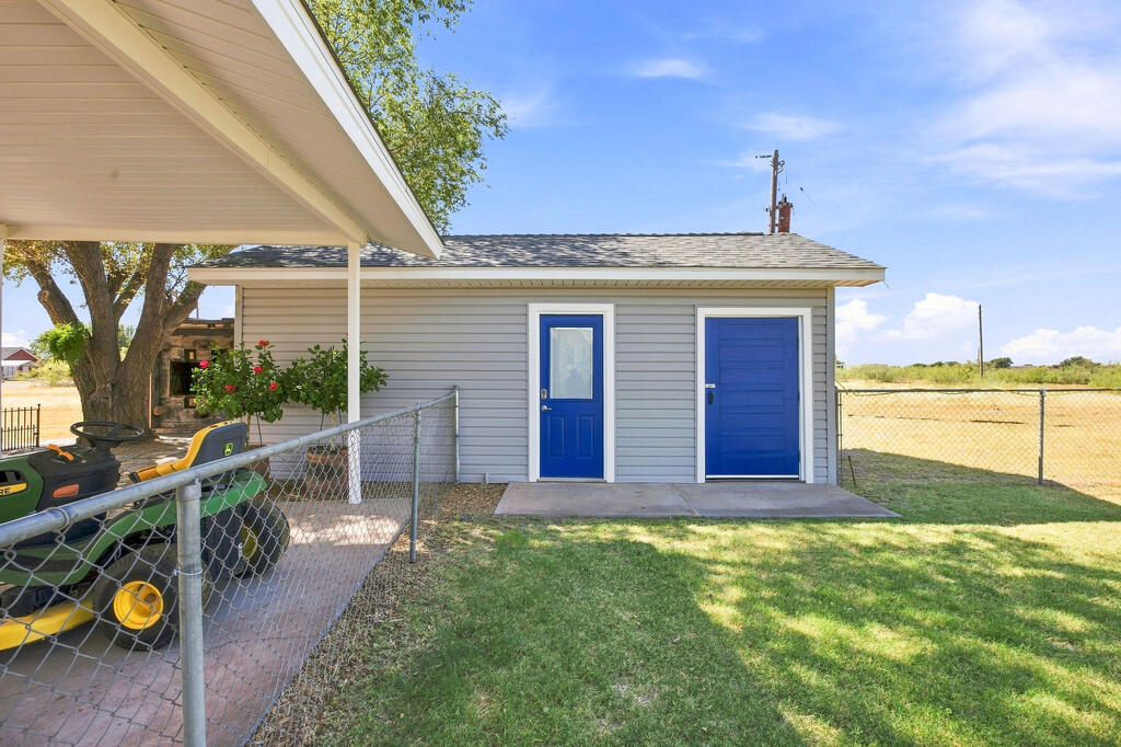 1210 S County Rd 1083
