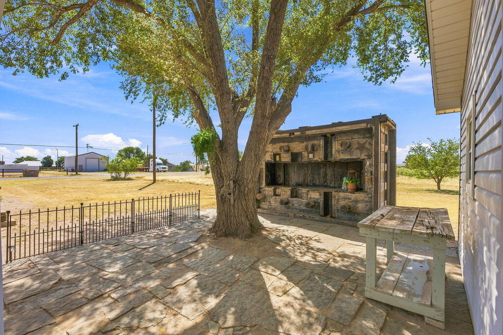 1210 S County Rd 1083