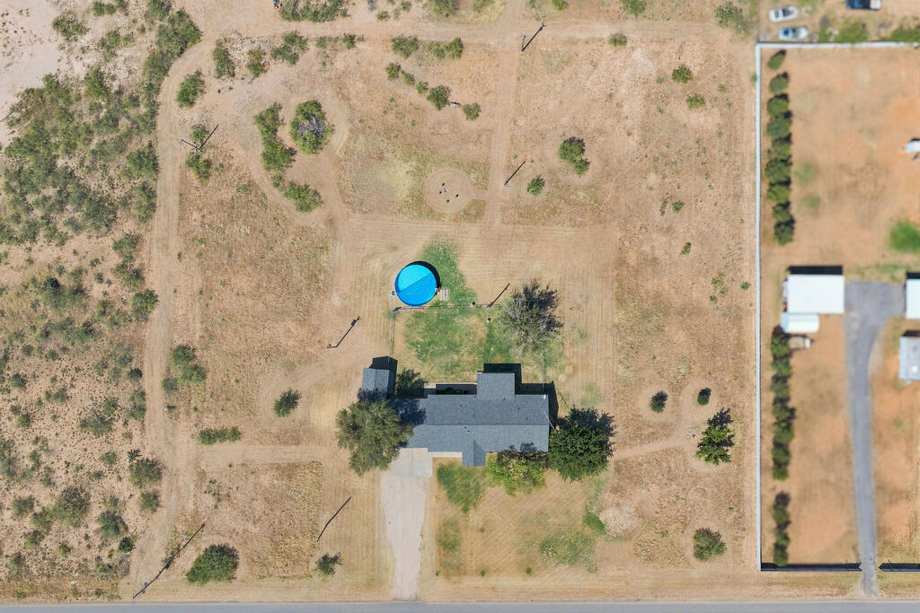 1210 S County Rd 1083
