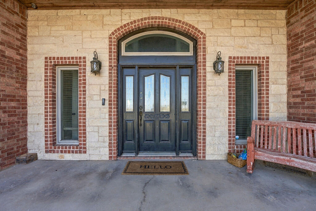 200 E FM 1379