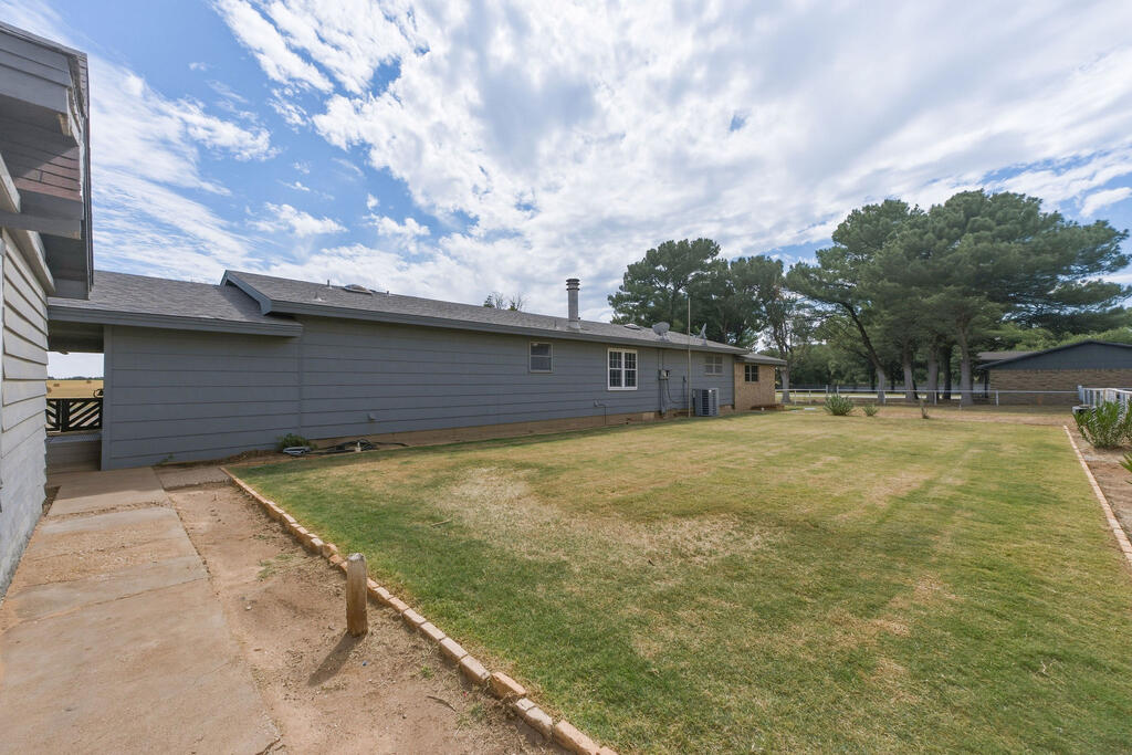 5801 E County Rd 110