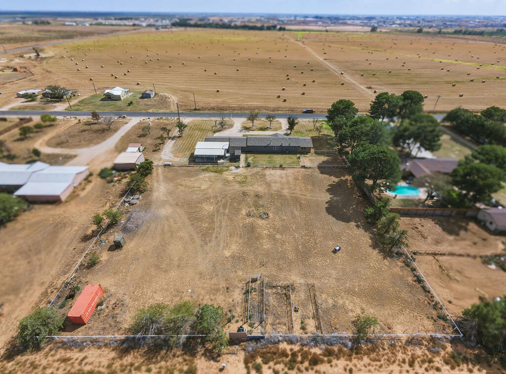 5801 E County Rd 110