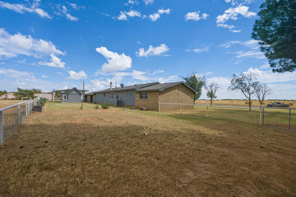 5801 E County Rd 110