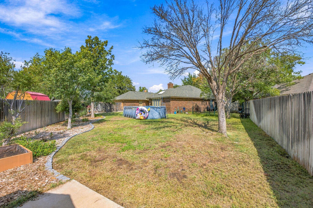 4903 Fields Place