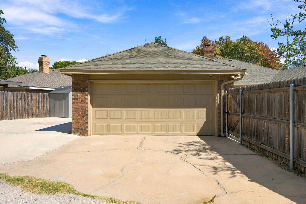 4903 Fields Place
