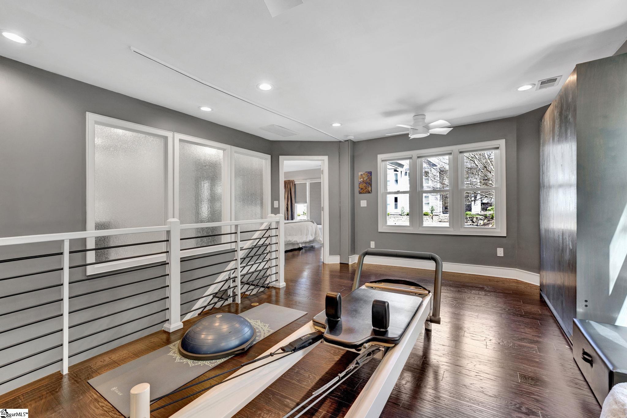 405 Oakland Avenue # 101