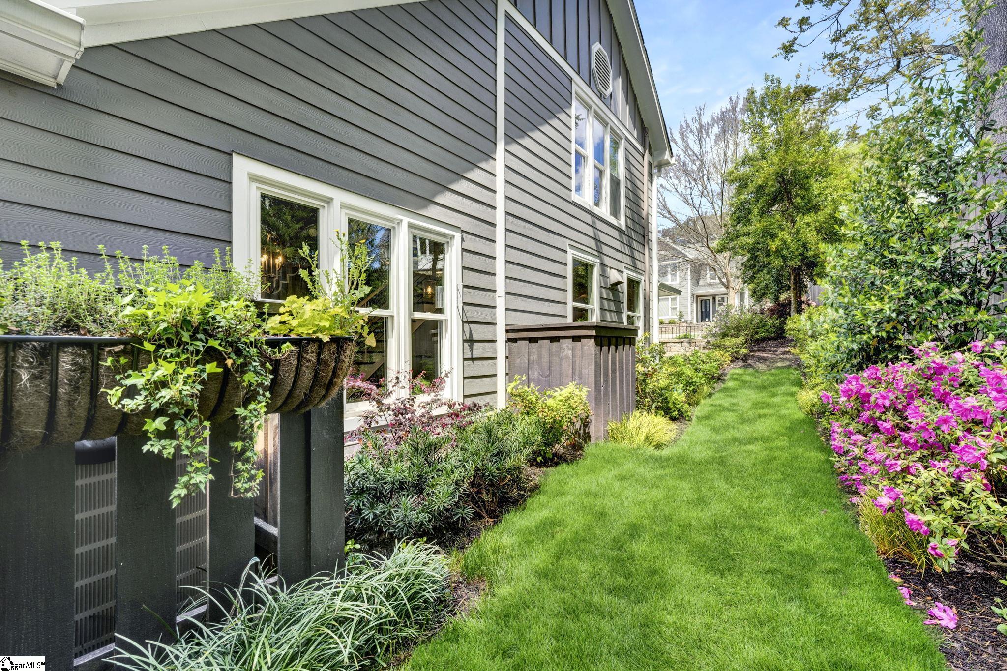 405 Oakland Avenue # 101