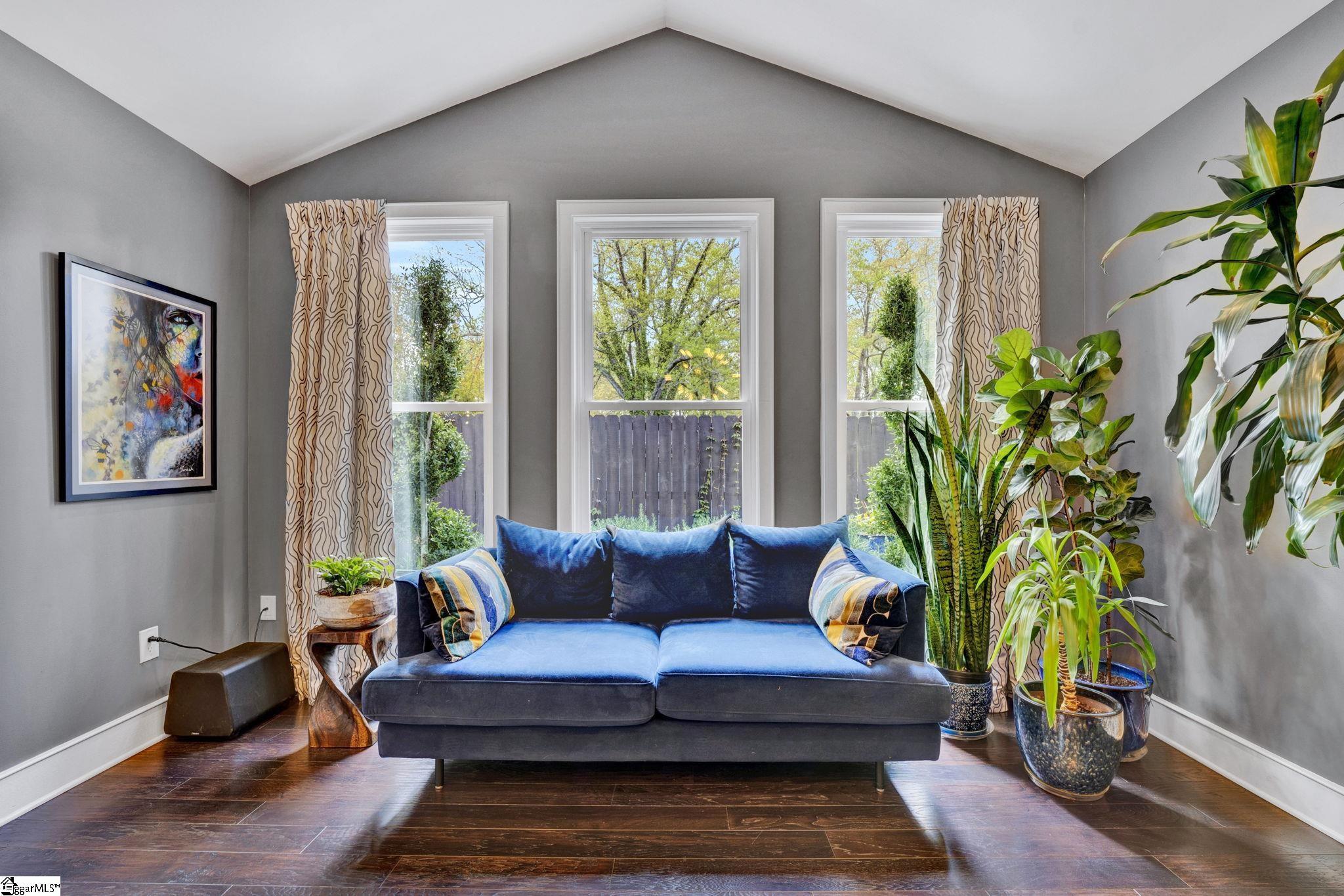 405 Oakland Avenue # 101