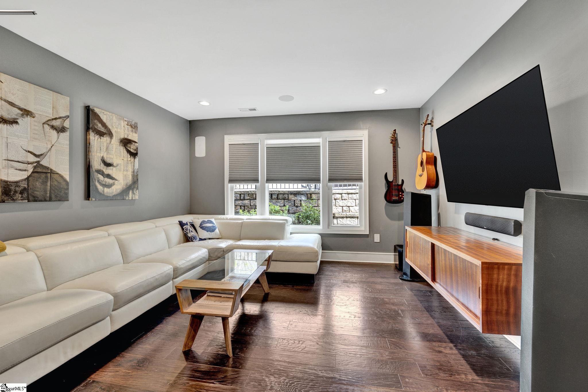405 Oakland Avenue # 101