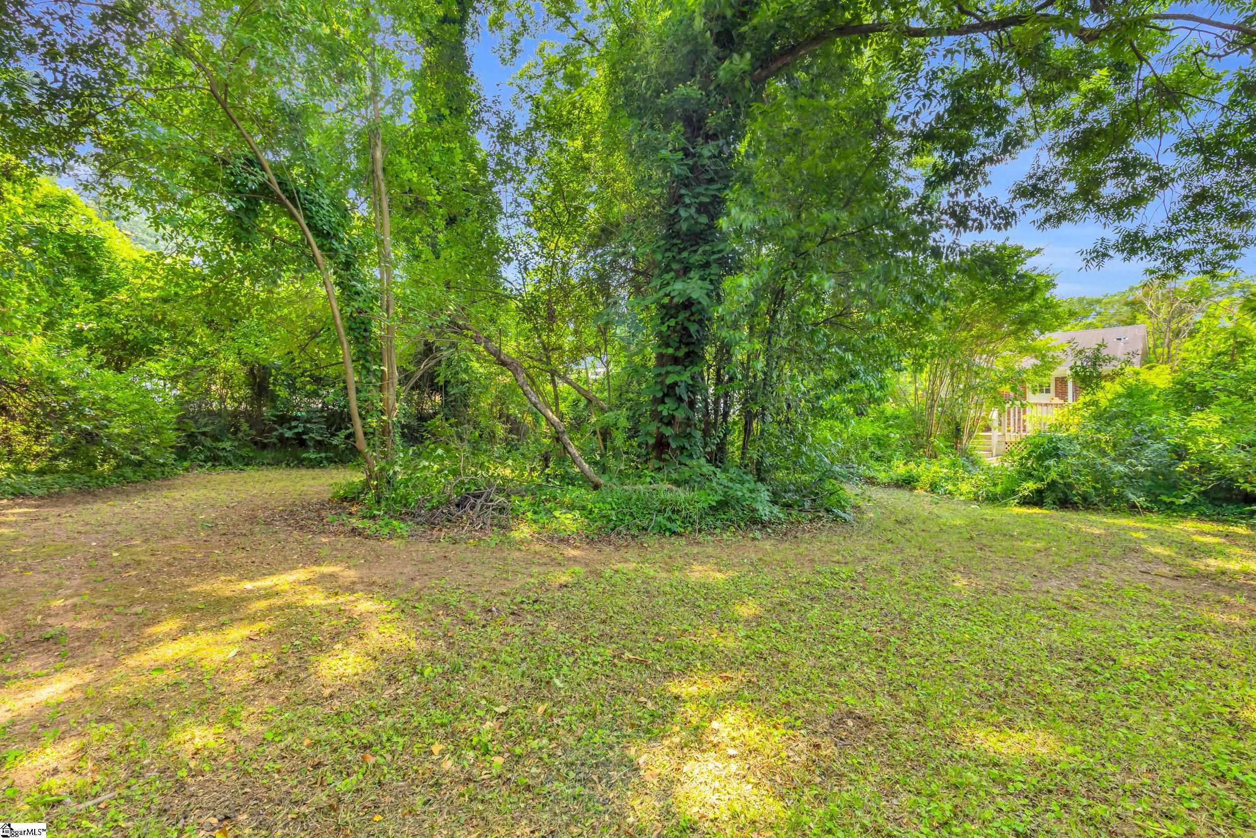 15 Jones Avenue