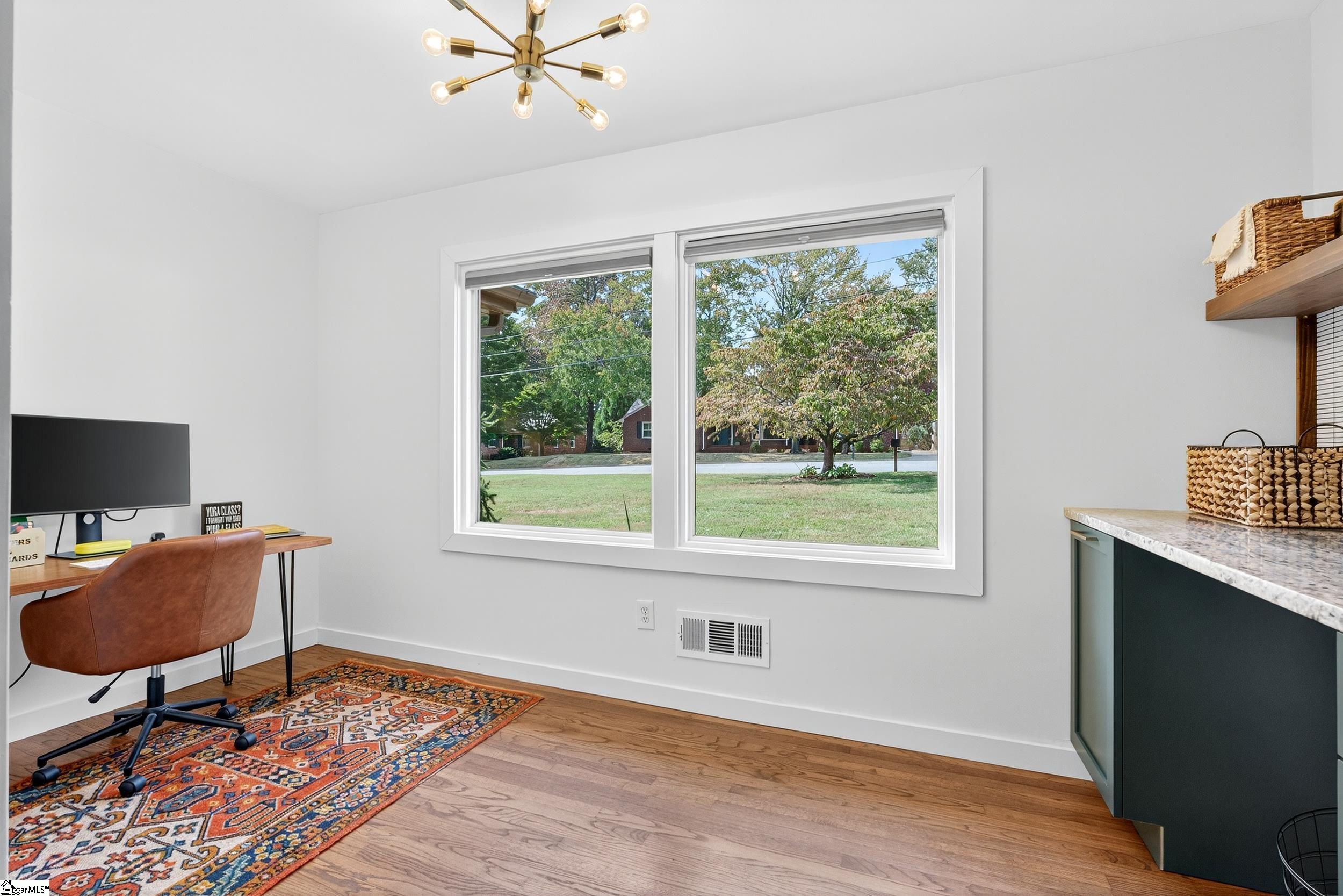 112 Lake Forest Drive