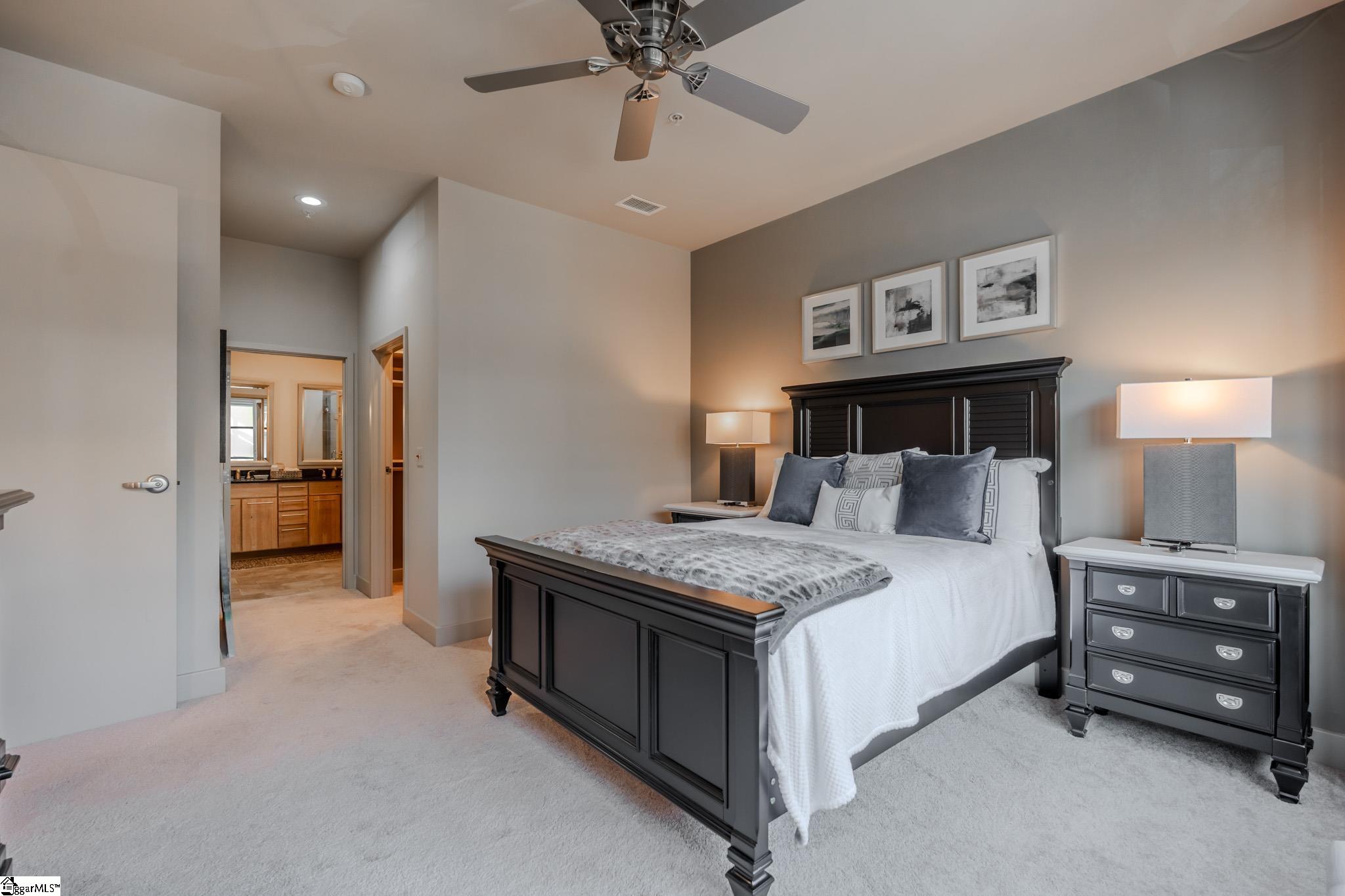 400 E Mcbee Avenue Unit 4211