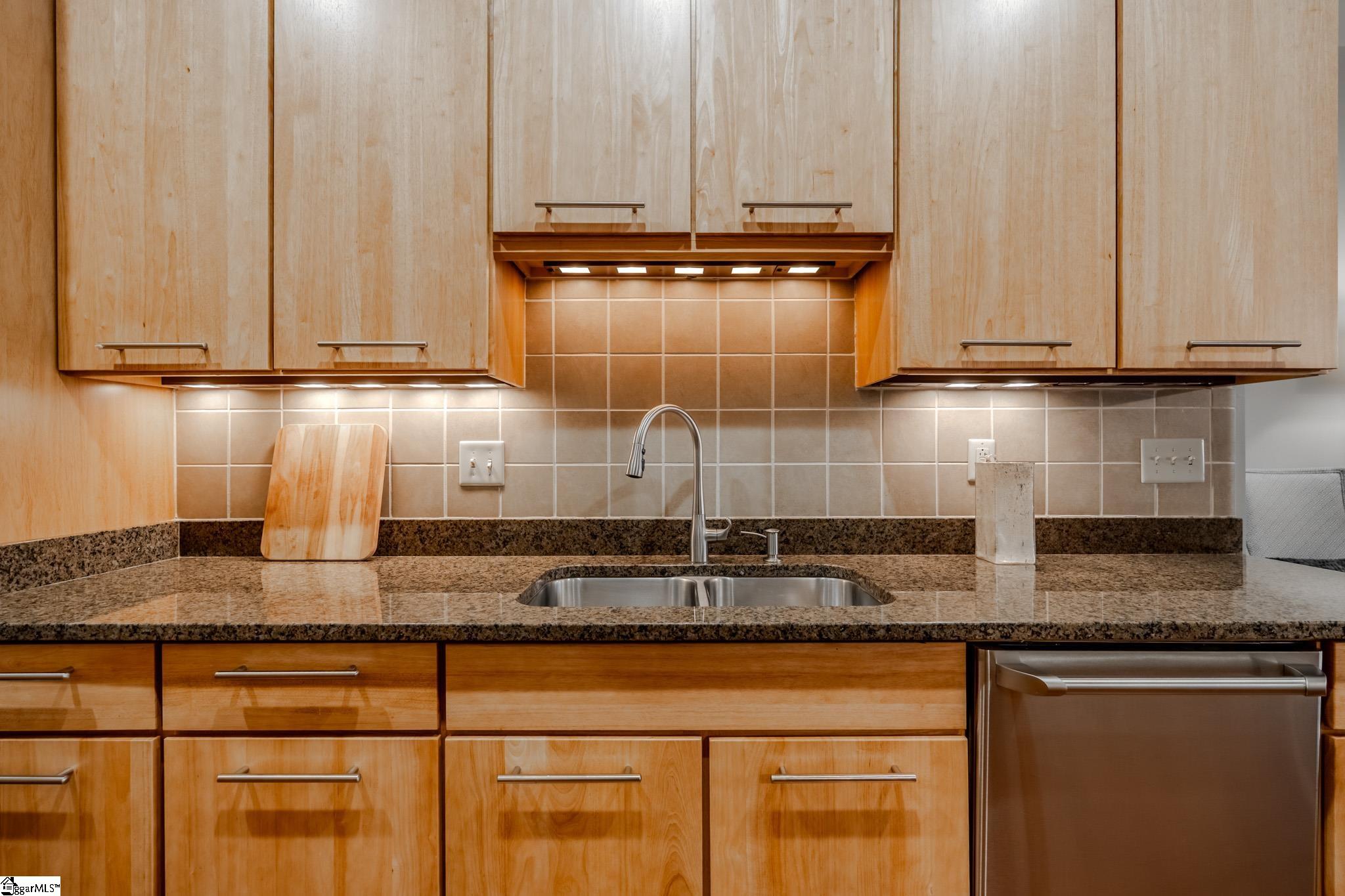 400 E Mcbee Avenue Unit 4211