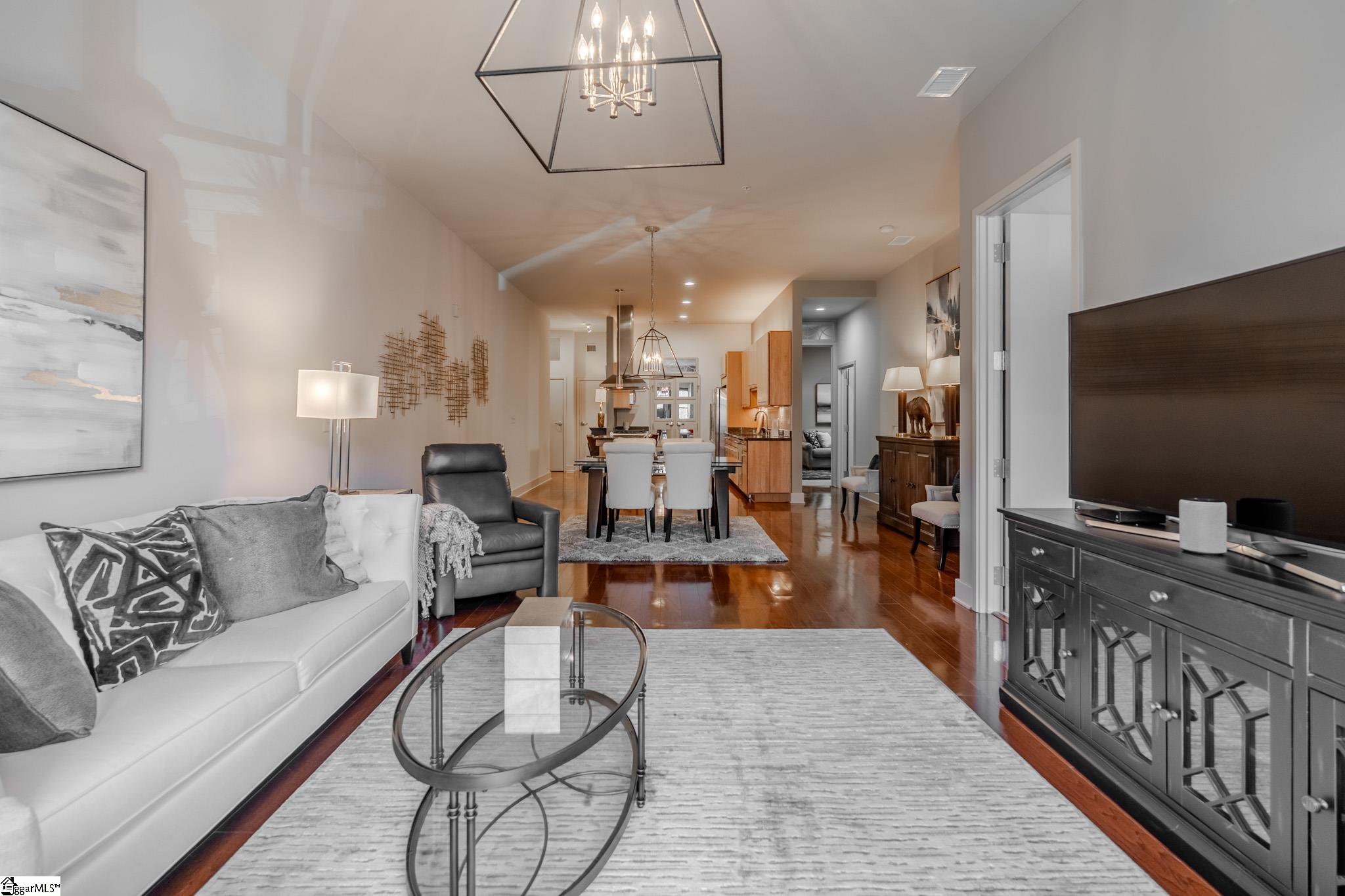 400 E Mcbee Avenue Unit 4211
