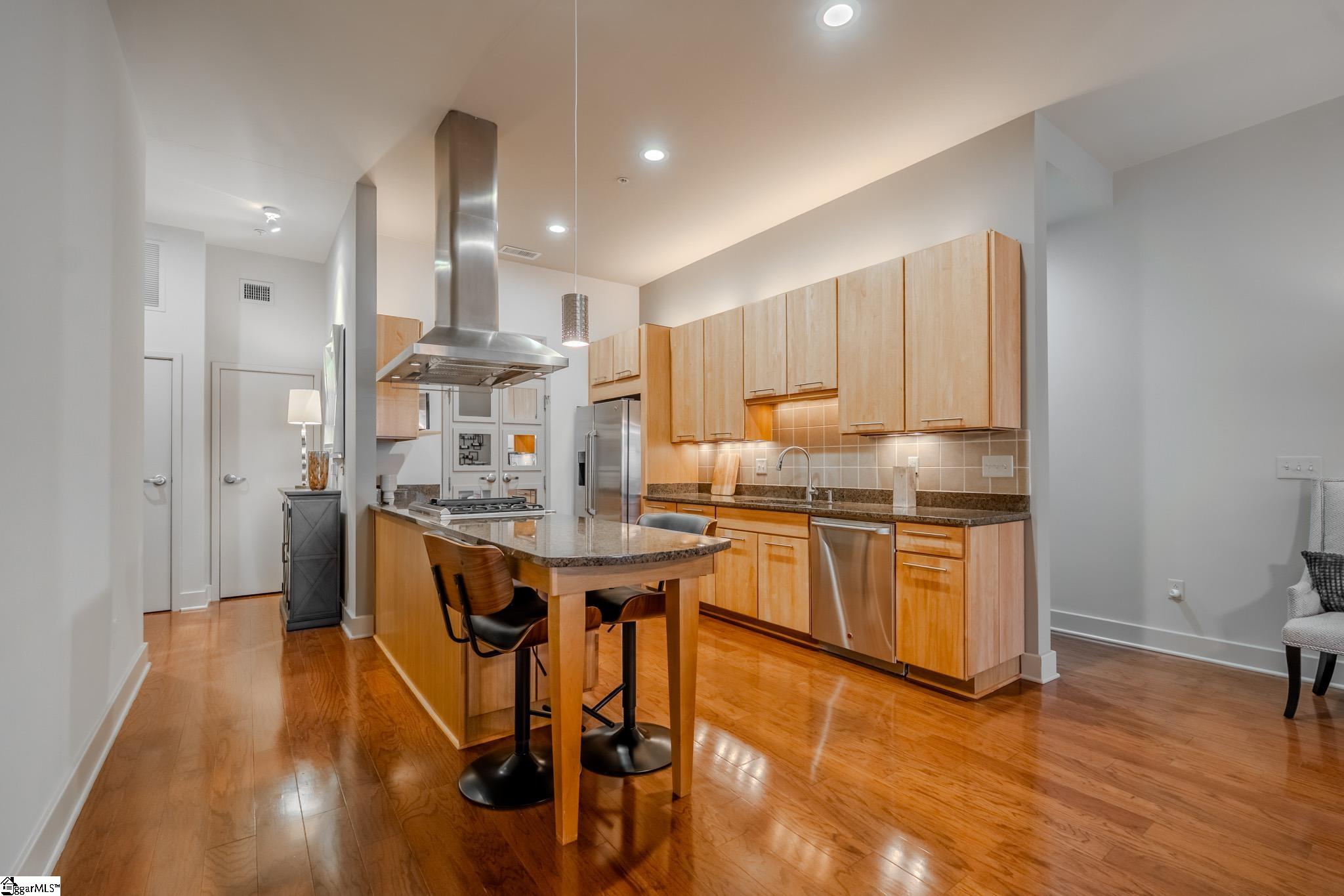 400 E Mcbee Avenue Unit 4211