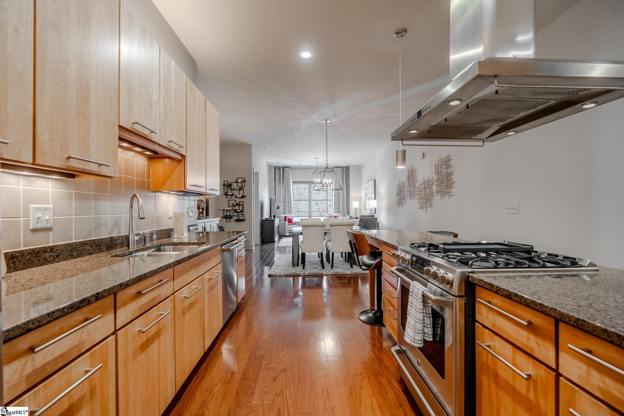 400 E Mcbee Avenue Unit 4211