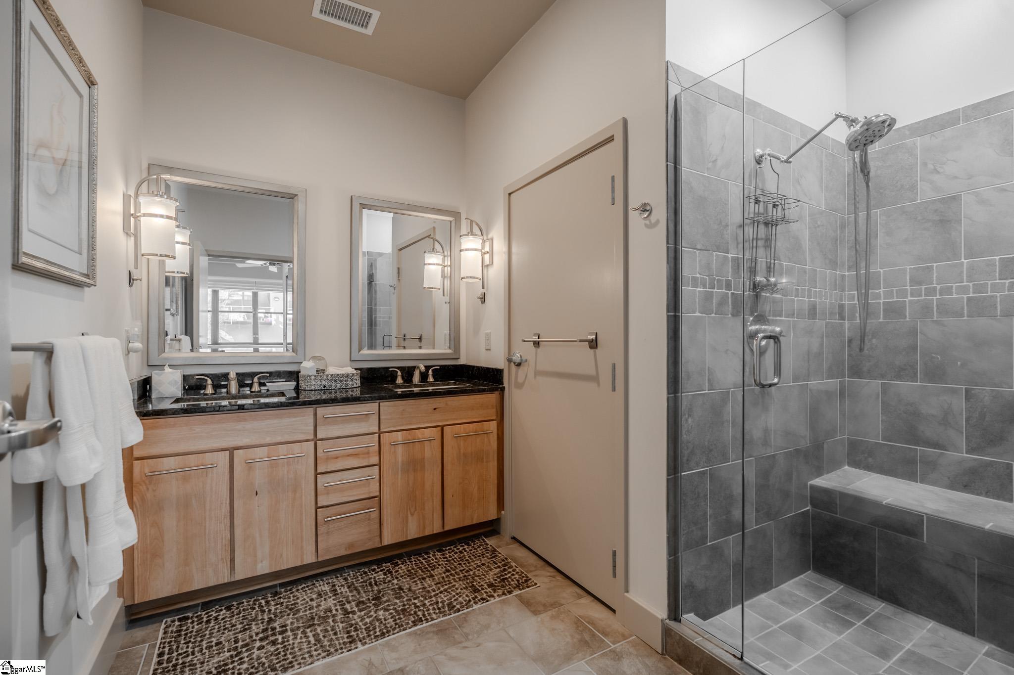 400 E Mcbee Avenue Unit 4211