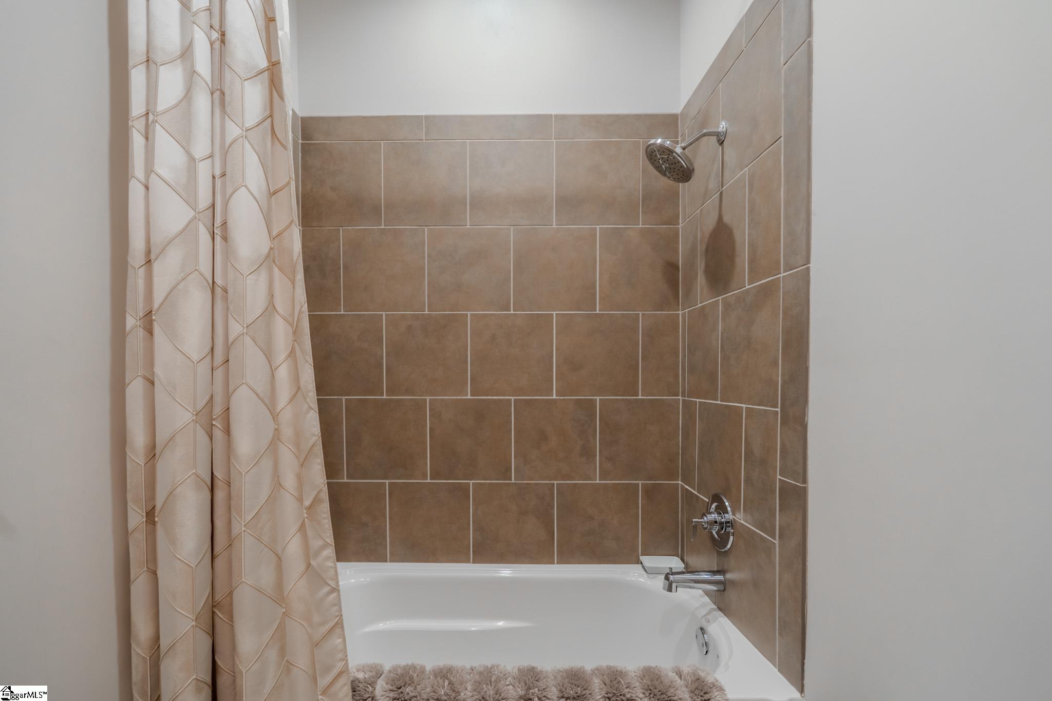 400 E Mcbee Avenue Unit 4211