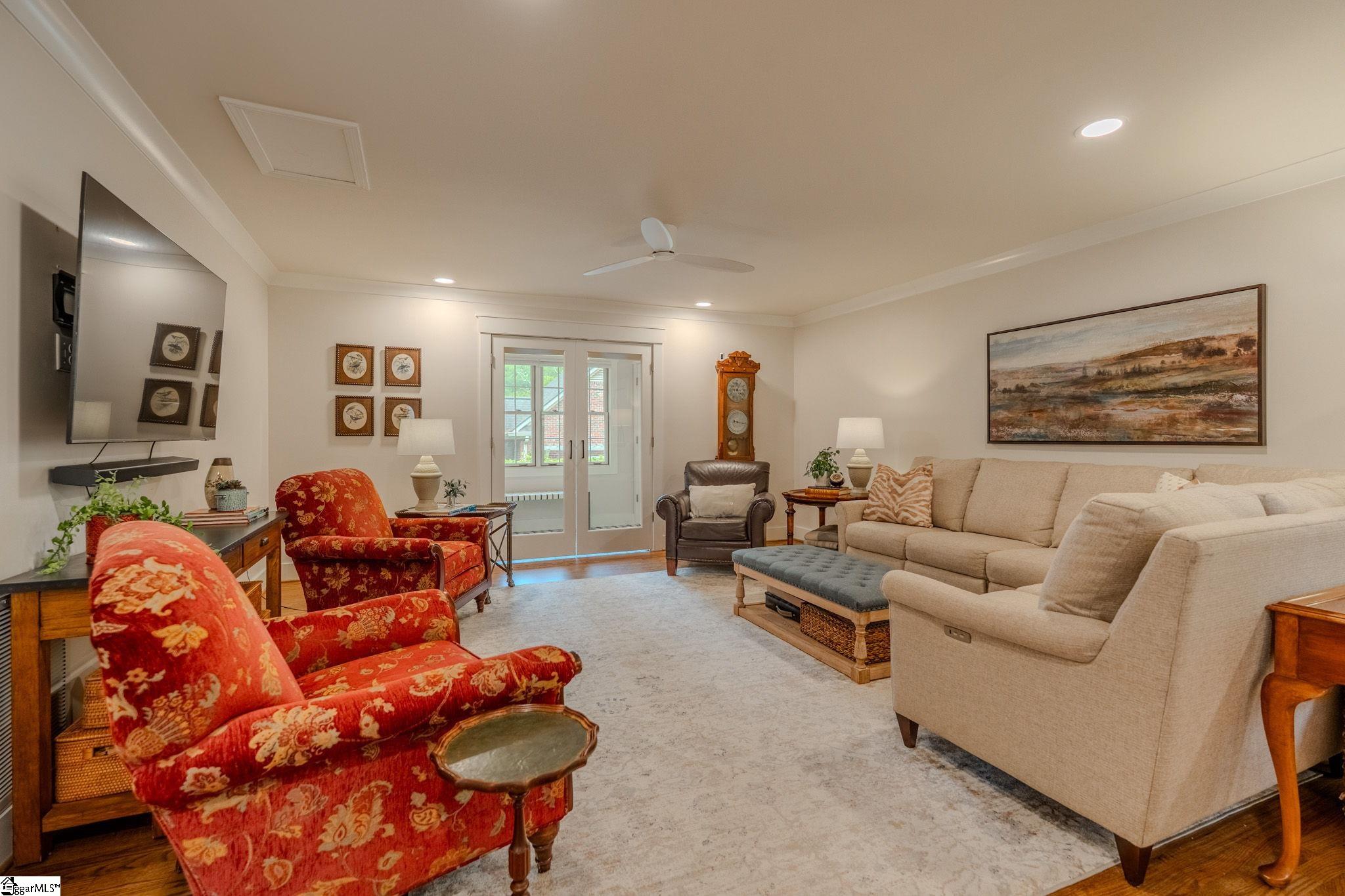 408 W Faris Road