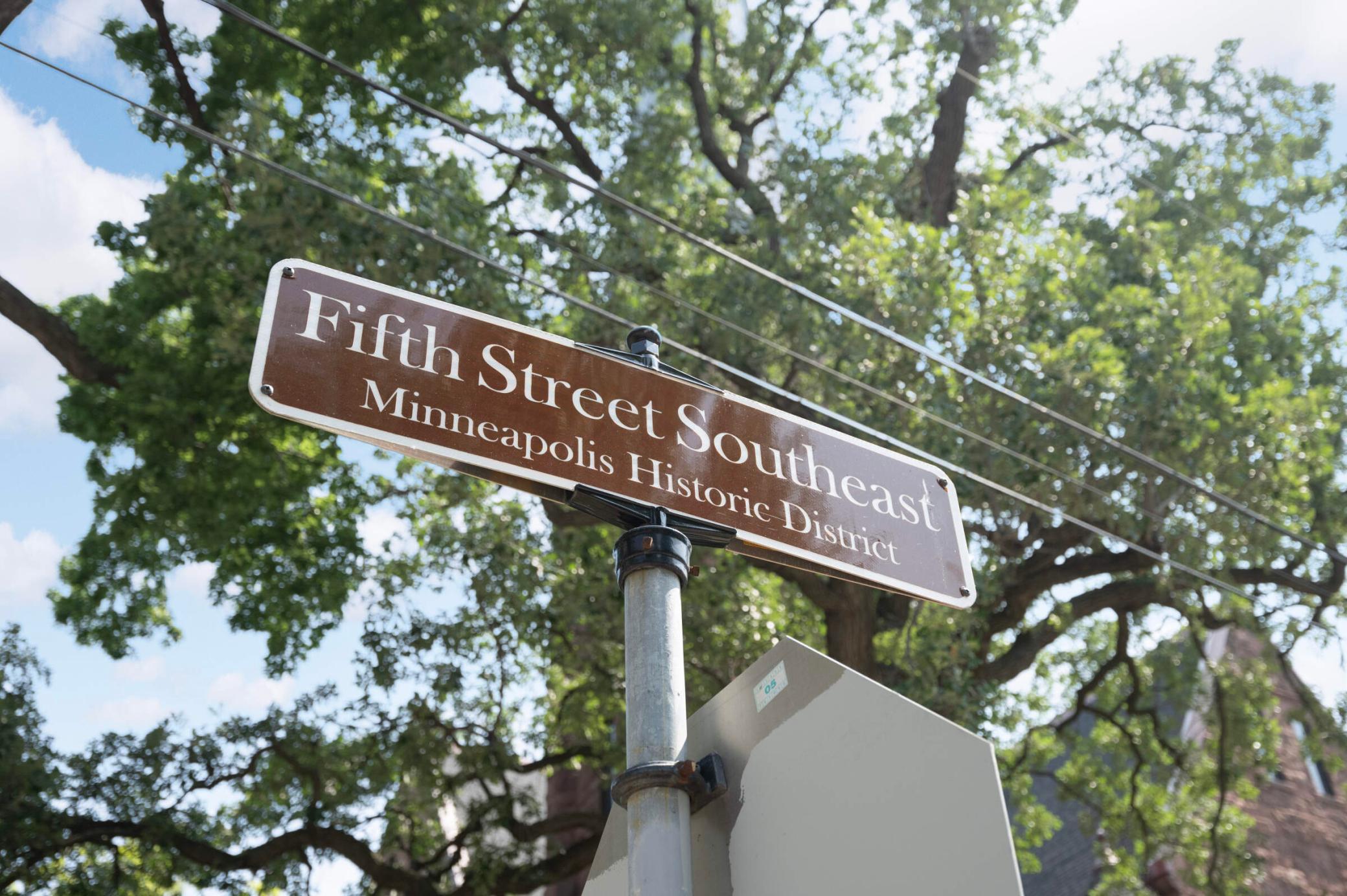 719 5th Street SE Unit: 4