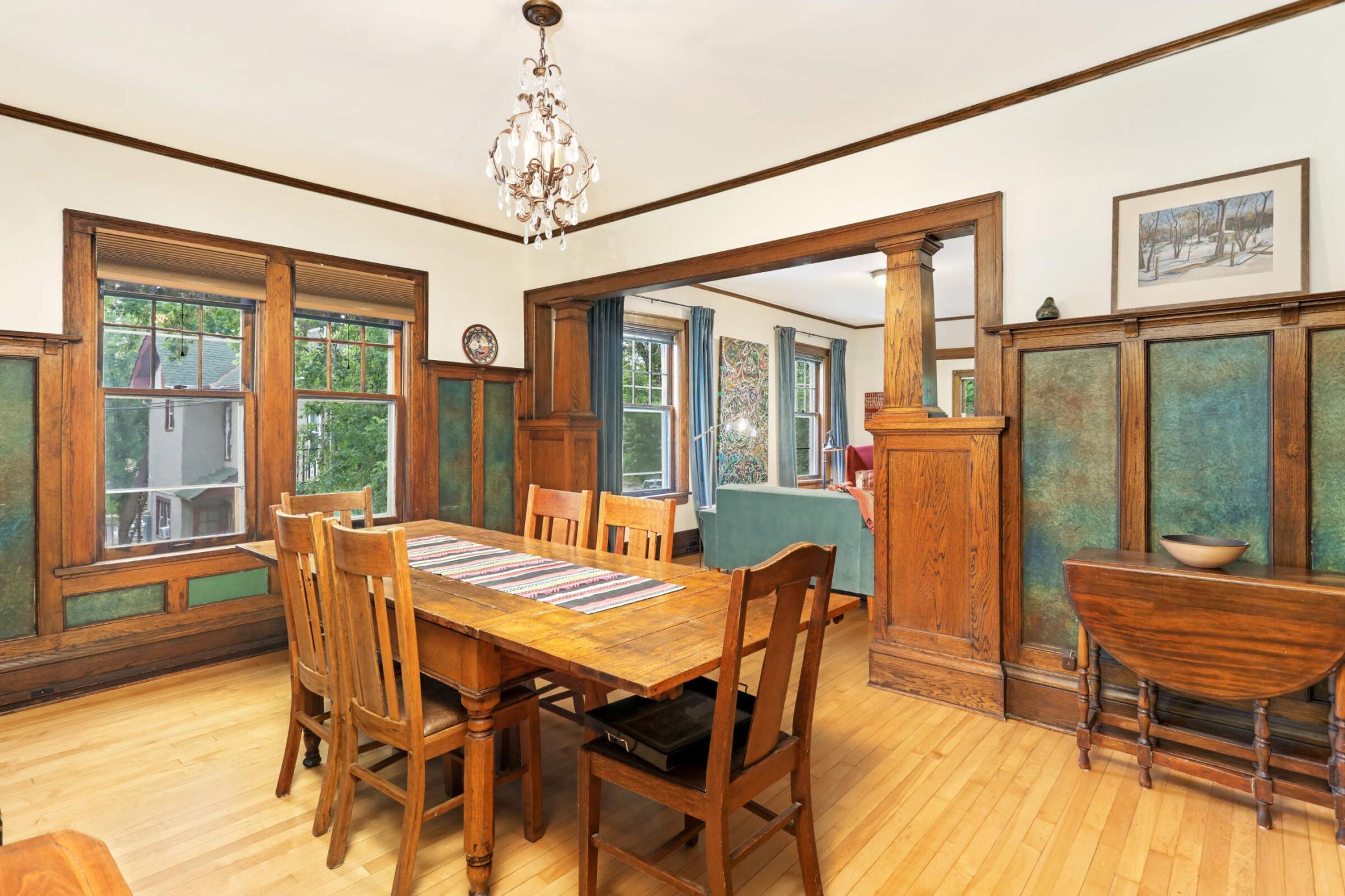 719 5th Street SE Unit: 4